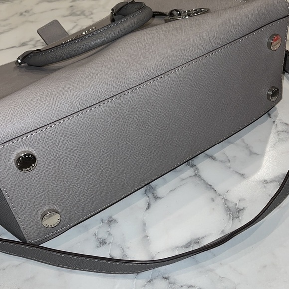 Brand New Michael Kors Sutton two tone gray bag - Picture 9 of 10